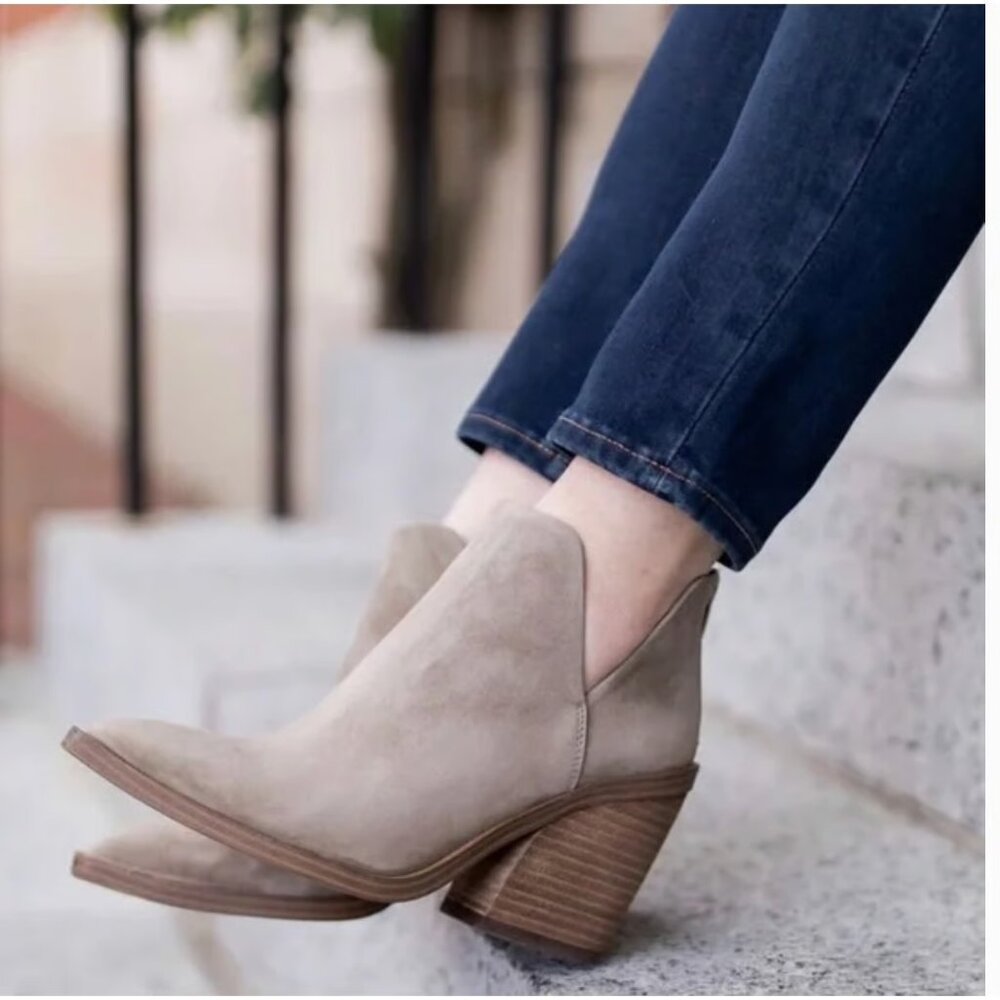 Vince Camuto 'Gigietta' Suede Ankle Booties Boots | TORTILLA